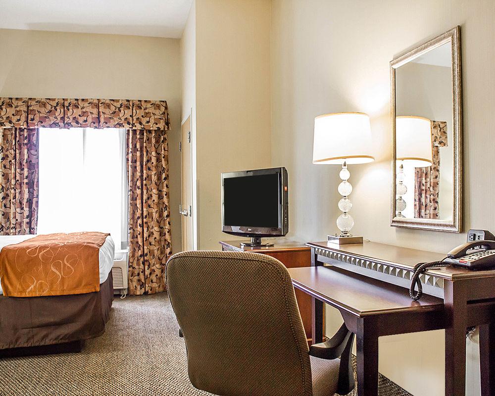 Holiday Inn - Cheshire - Southington By Ihg Eksteriør bilde